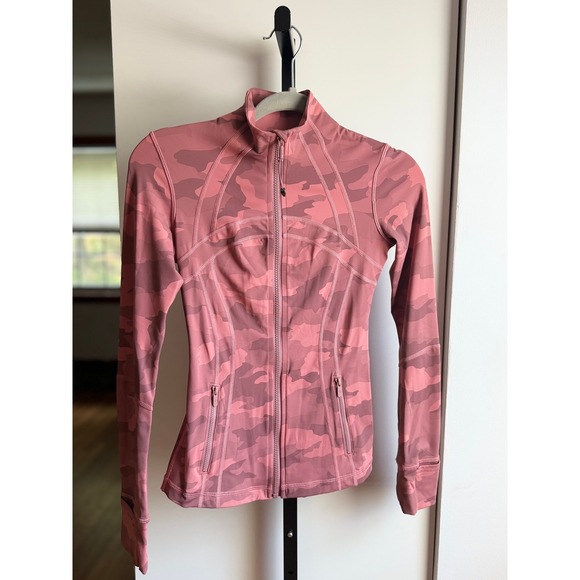 lululemon athletica Jackets & Blazers - Lululemon Define Jacket – Size 2 – Heritage 365 Camo Brier Rose Multi